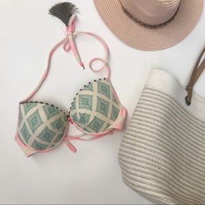 Victoria’s Secret Bikini Top
